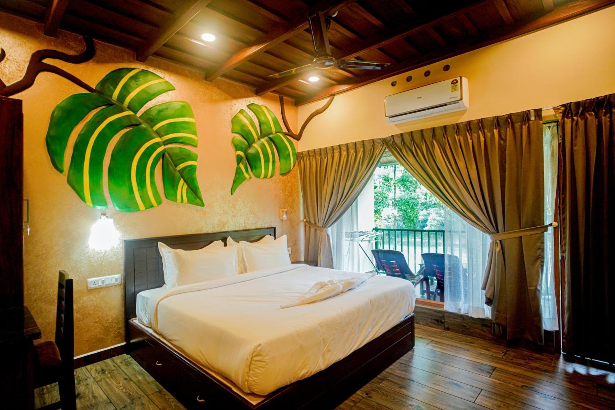 Falcon Riverview Resorts Kuttampuzha Bagian luar foto