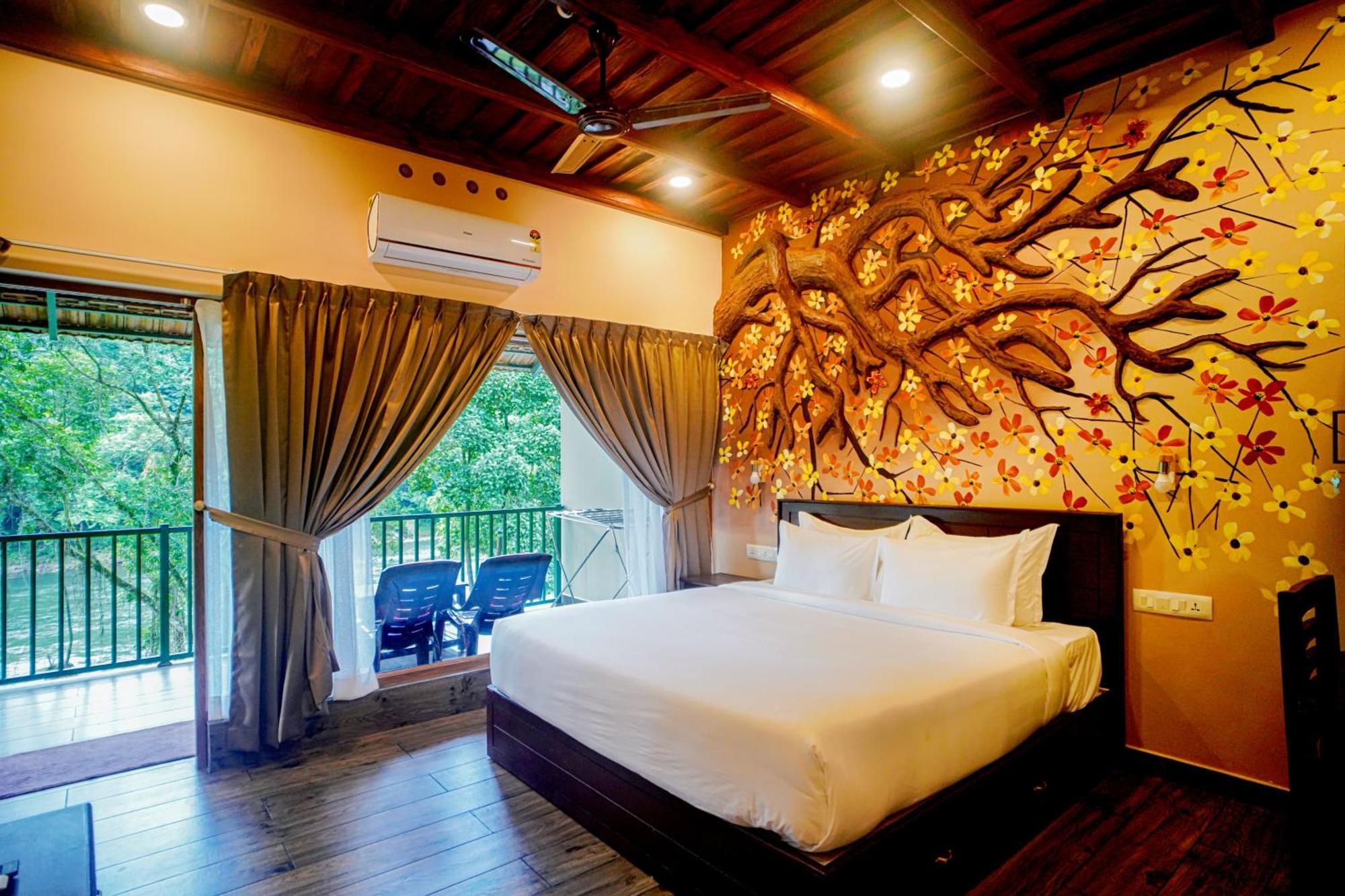 Falcon Riverview Resorts Kuttampuzha Bagian luar foto