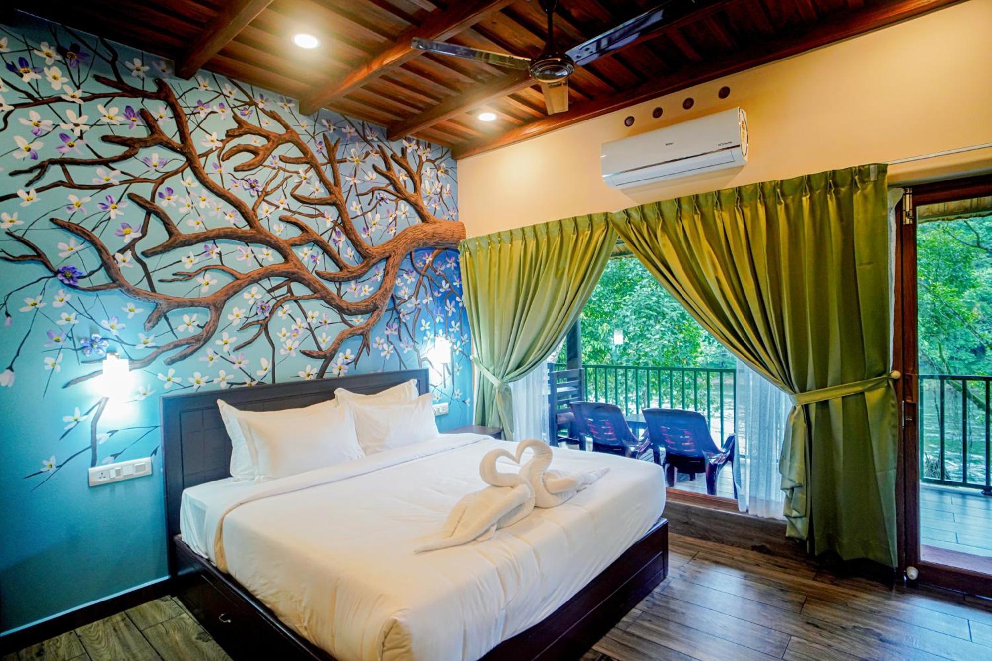 Falcon Riverview Resorts Kuttampuzha Bagian luar foto