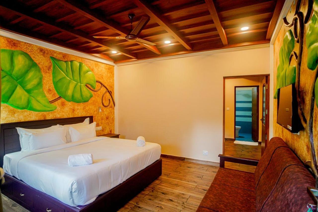 Falcon Riverview Resorts Kuttampuzha Bagian luar foto